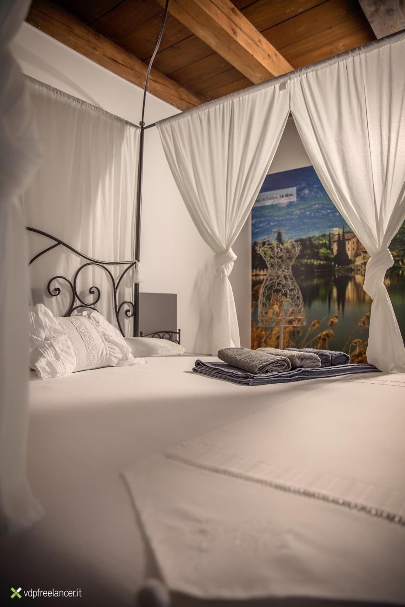 B&B Gli Scorci Di Тренто Екстер'єр фото